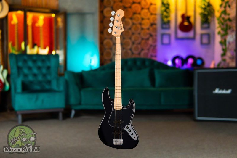Fender Standard Jazz Bass MN Black
