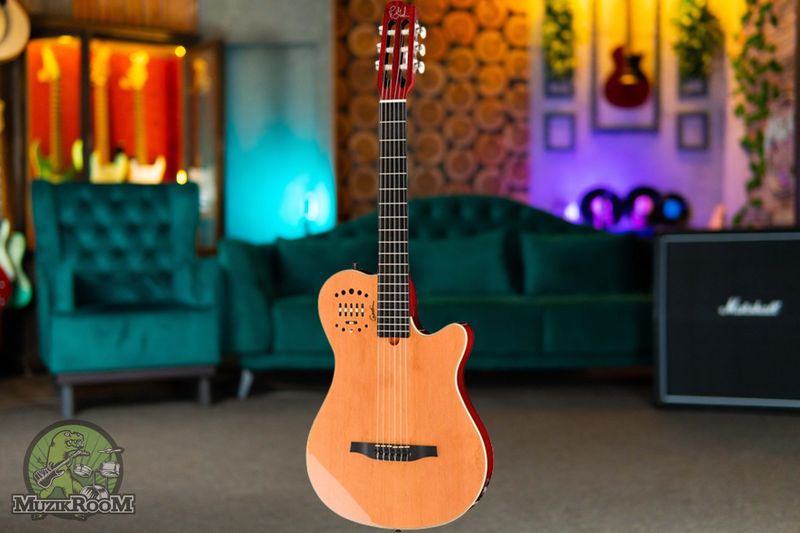 Godin Multiac Grand Concert Deluxe