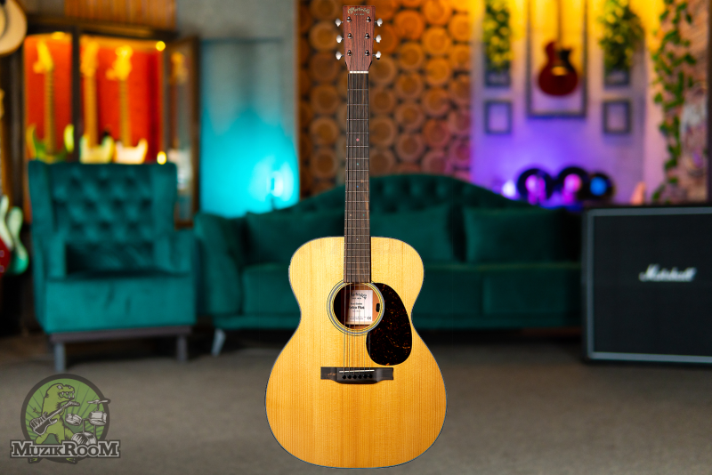 Martin Guitar 000-18 Retro Plus
