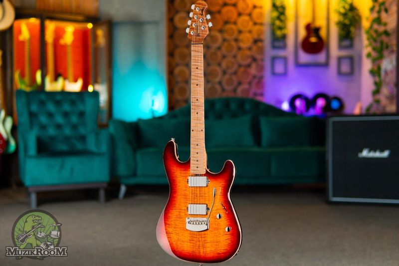 Music Man Sabre HT Honey Bear