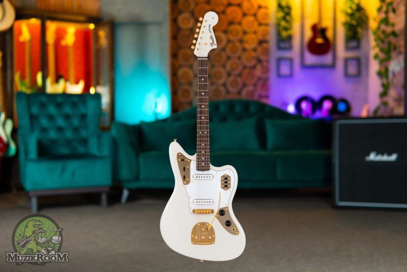 Fender Traditional II 60s Jaguar White Pearl